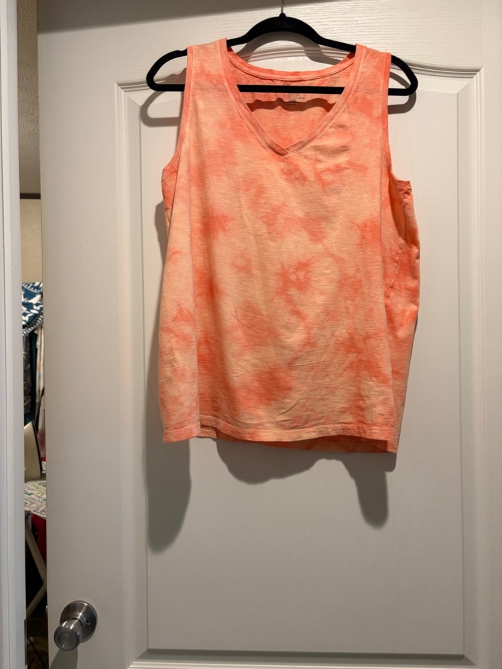Time and Tru Coral Tie-Dye V-Neck Tank Top